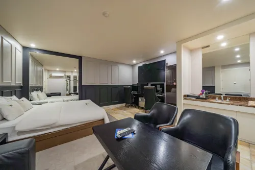 Pyeongtaek Gallery Hotel