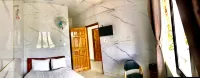 NHA NGHi Anh Sang Hotels in Đức Trọng District