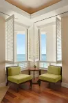 Moana Surfrider, A Westin Resort & Spa, Waikiki Beach Hotels in Honolulu