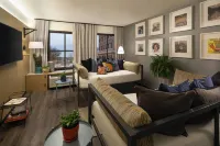 MOXY Memphis Downtown