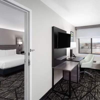 La Quinta Inn by Wyndham Cleveland Independence Các khách sạn gần East 55th