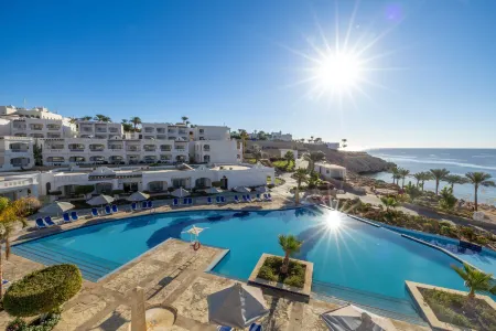 Continental Plaza Beach Resort Отели рядом с достопримечательностью «Sharm EL Sheikh»