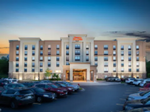 Hampton Inn & Suites by Hilton Barrie Hotels in Barrie