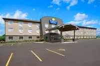 Days Inn & Suites by Wyndham Yorkton Hotel di Yorkton