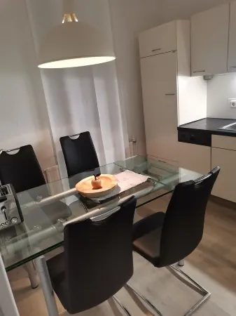 Wohlfühlen: Im Harzer Vogelnestspatzennest" Auch "finkennest","meisennest" Отели рядом с достопримечательностью «Берлинер Плац»