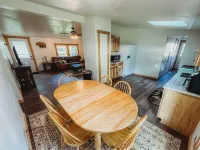Mooseyard Lodge