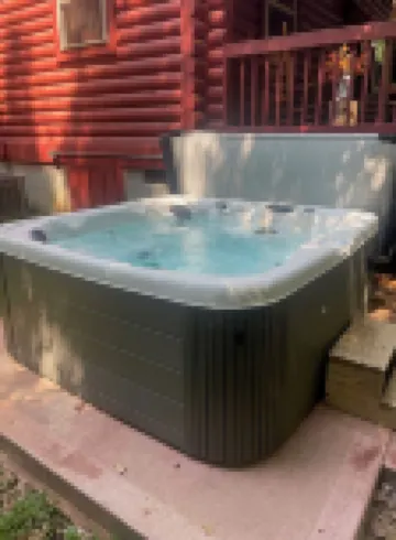 Log Cabin, Utk/Neyland, Smokies, 16Acres, FP, HotTub, Arcade, Fishing, Golf,Pets
