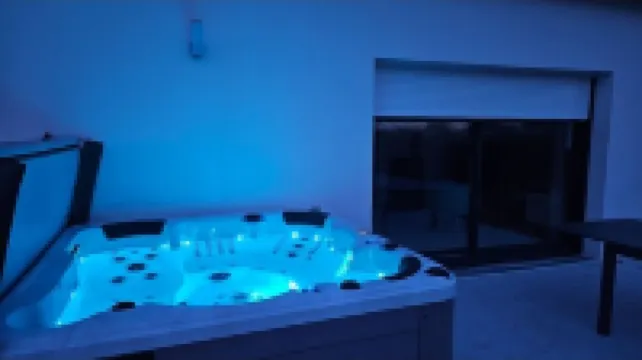 Maison 6 Personnes, SPA