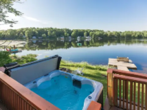 Magical lakeside retreat with hot tub + dog friendly! Hotels in Chenango County