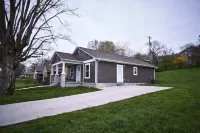 Historic North Knox - 2 miles to downtown