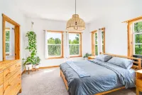 Modern Cabin on a River Bluff