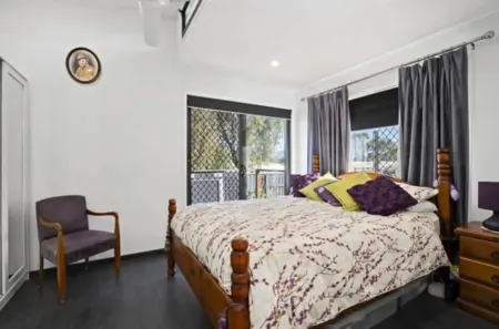 Modern 2 bedroom Unit in the beautiful Scenic Rim Отели в г. Ратдауни