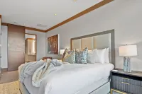 PARQ 1 AT EMPIRE PASS TALISKER CLUB ACCESS SKI IN/OUT POOL SPA DINING SKI VALET