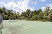Relaxing Winnipesaukee Condo!