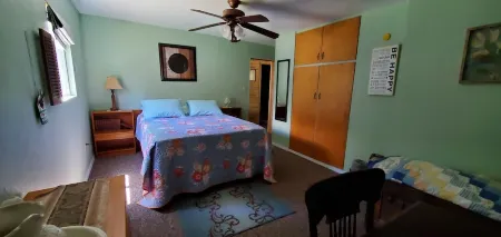 Quiet cabin nestled under Mogollon Rim