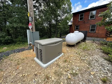 Luxurious and Rustic “Wolf Ridge Lodge” with Hot Tub - Sleeps 6 at Wolf Pen Gap