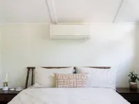 The Mac House - With a Hot Tub! Hotels in Black Mountain