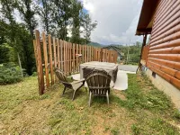 "DOWNTOWN BEAR CABIN" Easy Access near Downtown Gatlinburg!