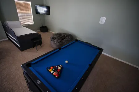 Family friendly house close to Bryce, Zions, and Panguitch Lake. Game room. Отели рядом с достопримечательностью «Panguitch»