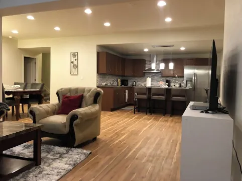 Charming 2-Bedroom Basement Apartment with AC and WiFi in Terrific Aurora