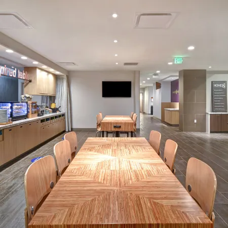 Home2 Suites by Hilton Eau Claire South