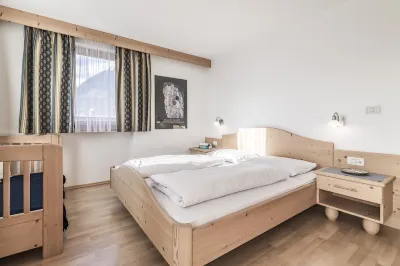 App. LENA - Erlenbach House in Schenna near Merano