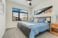 Granby Ranch Getaway! Ski, Bike, Swim! Great for Large Groups!