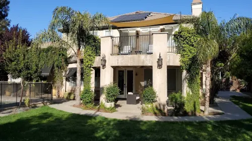 Lovely home w/ pool, spa, outdoor grill and more!