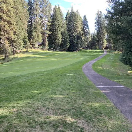 Freshly renovated golf course condo near downtown McCall and Payette Lake!