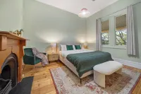 Stanley Stay - Sauna, Play Set, WiFi, Central Location Hotels near Chinatown