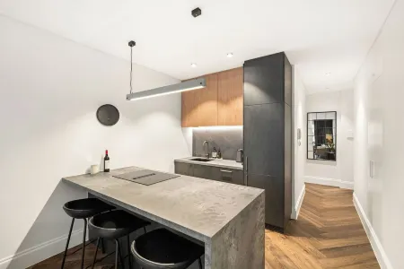 Darlinghurst Hub, your home from home.