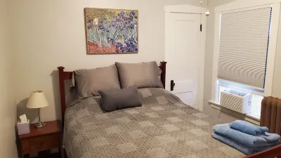 Updated Forest Park 3 BR Bungalow