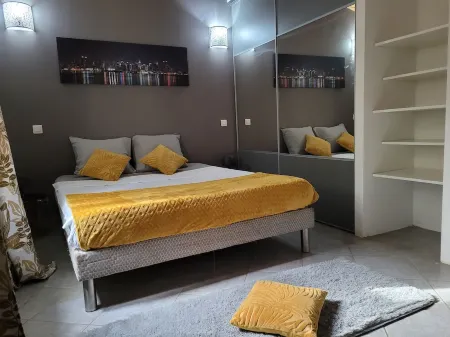 Country house 5 minutes from bonifacio town Отели рядом с достопримечательностью «Office Municipal de Tourisme de Bonifacio»