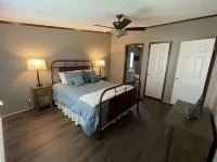 Comfy Getaway w/ stream and bridge out back