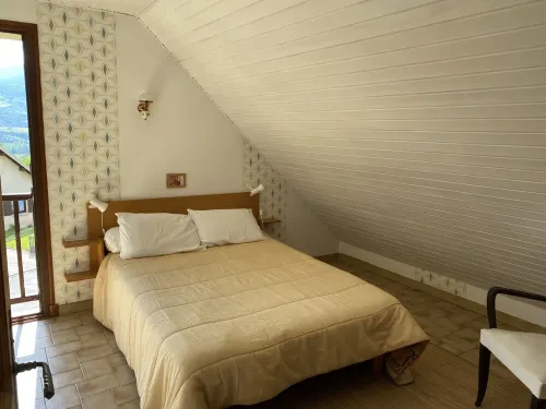 Appartement à Proximité du Plan D'eau Hotels in Embrun