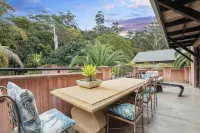 LUXE THIRROUL RESORT HOME, POOL, SPA, HOME THEATER ROOM SLEEPS 12 Hotels in Thirroul