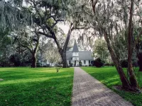 Let Coastal Comfort be yours! Near beach and village; onsite pool, free bikes! Hotels near Seaside Golf Course