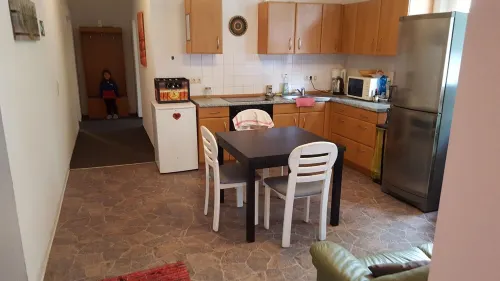 FEWO-NEUBEEREN 2 (2 rooms, 7 single beds)