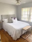 The Field House- Sleeps 10