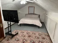 Sleeps 20+ Hillsboro, Beaverton Big and Spacious 7 Bedrooms Hotels in Hillsboro