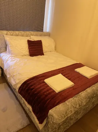 Perfect location with fantastic transport links. Отели рядом с достопримечательностью «Dunfermline Abbey and Palace»