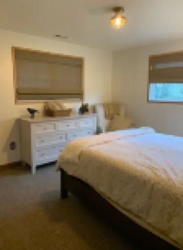 Entire House Luxury Farm Stay w Animals Hot Tub