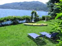 STUNNING LARGE APARTMENT WITH VIEW, GARDEN AND DIRECT ACCESS TO LAKE ORTA