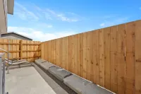 Brand New Ocean View Beach House w Hot Tub & Sauna