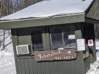 Privacy in the hills one hour from NYC and minutes to Breakneck Mtn. Hotels in Kent