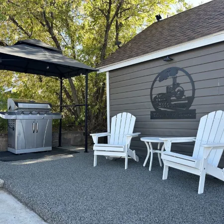 *Remodeled* Taber Street Railroad House