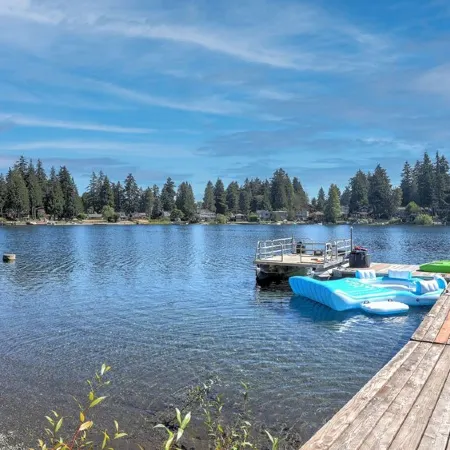 Karmen's Lake Cottage A1
