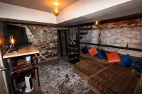 High tech 1BR Condo with Basement Lounge