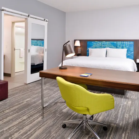 Hampton Inn & Suites St. Paul/Oakdale