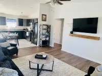 Cozy & Quiet Ranch Home with Private Fenced Yard just Minutes to Cincinnati Hotels in Hebron